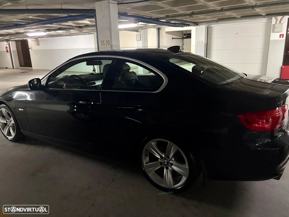 BMW 320 d Coupe - 2