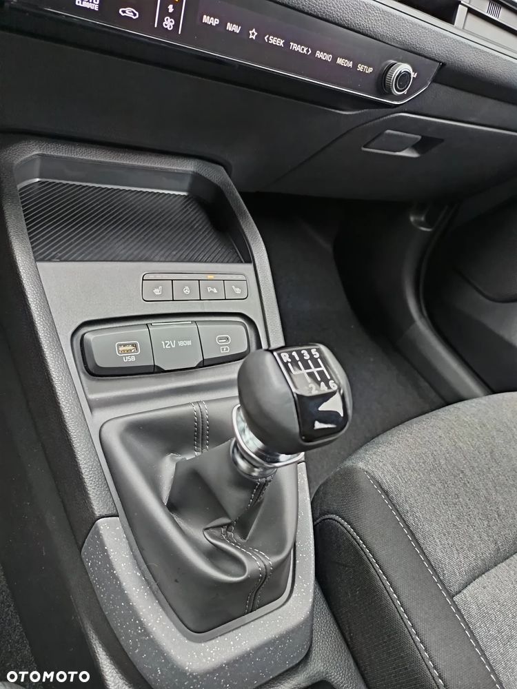 Kia Stonic 1.0 T-GDI L - 25