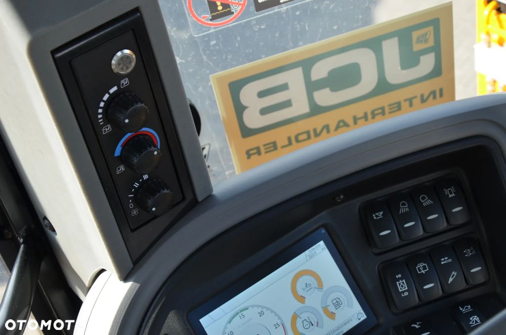 JCB 3CX PRO 2024-25r / SILNIK 4,8L 110km / DUAL DRIVE / 223 mth ! / KLIMA / SZYBKOZŁĄCZE / DWUKIERUNKOWA INSTALACJA / POWERSLIDE / SKARPÓWKA UCHYLNA / 20" - 27
