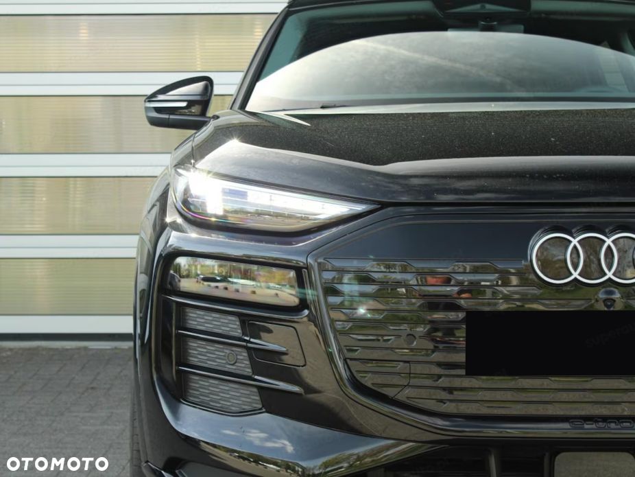 Audi Q6 e-tron - 15