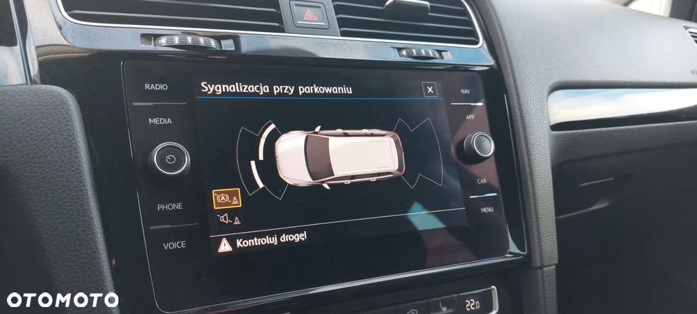 Volkswagen Golf 1.6 TDI Sound - 14