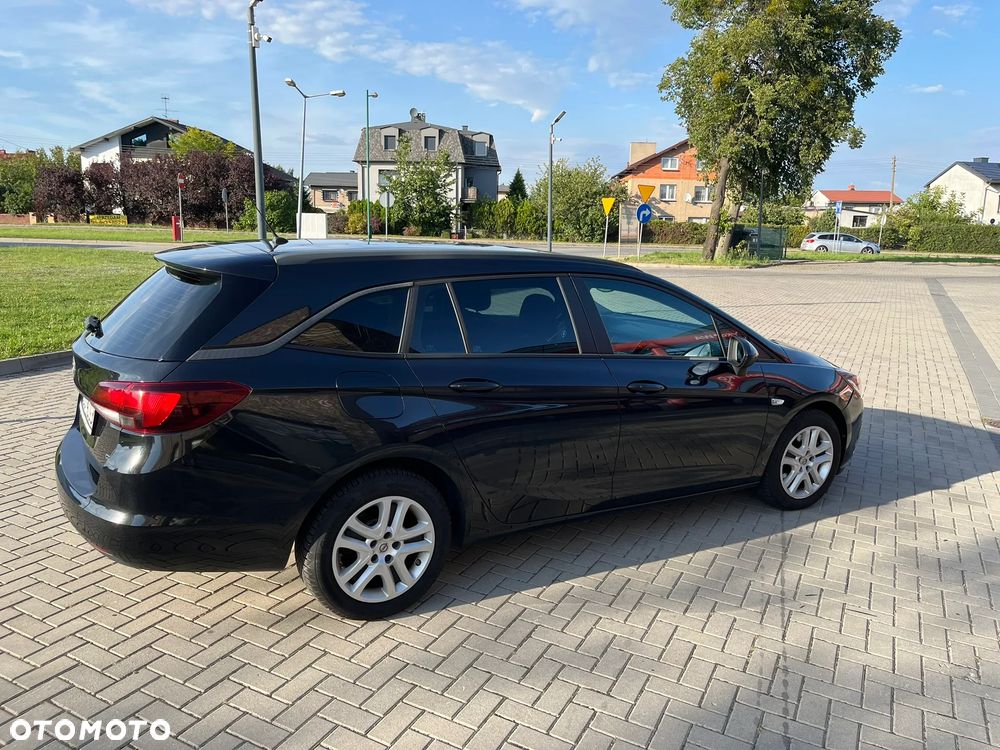 Opel Astra - 11