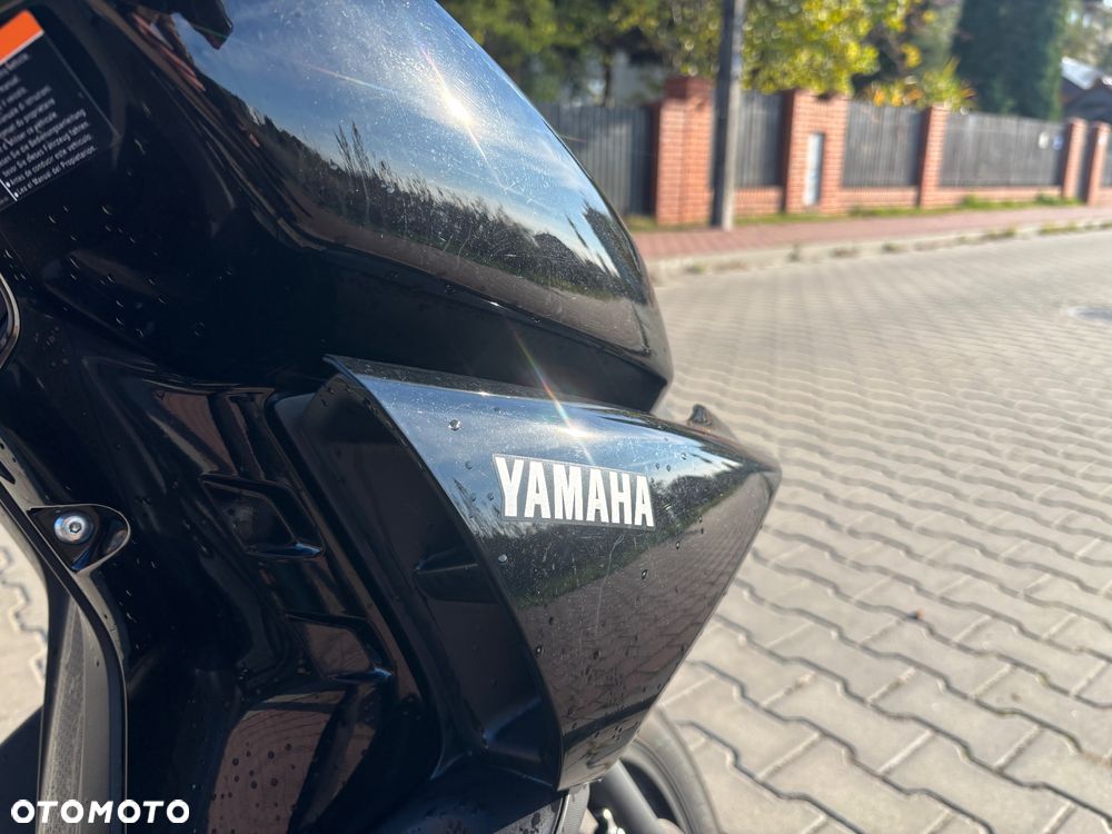 Yamaha ZR - 7