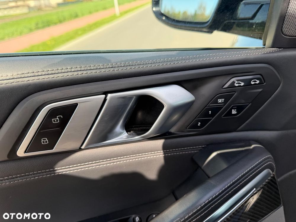 BMW X6 xDrive40i xLine - 21