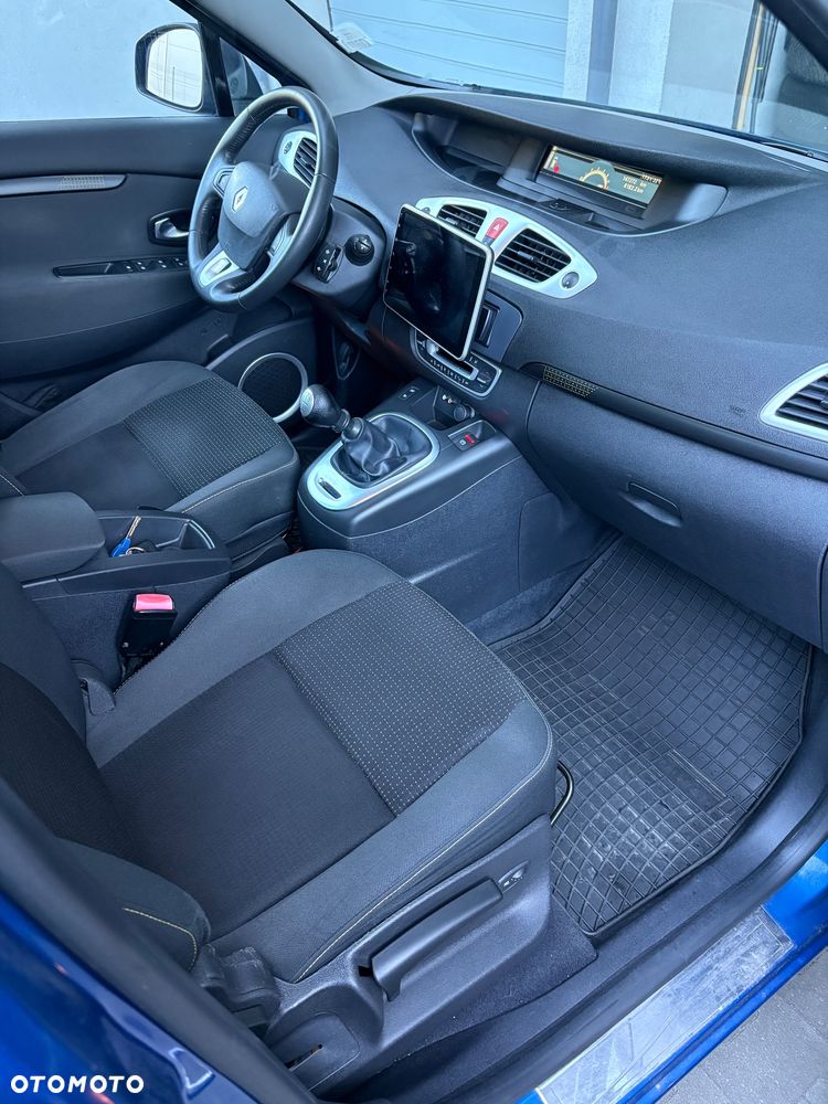 Renault Scenic 1.6 16V Authentique - 16