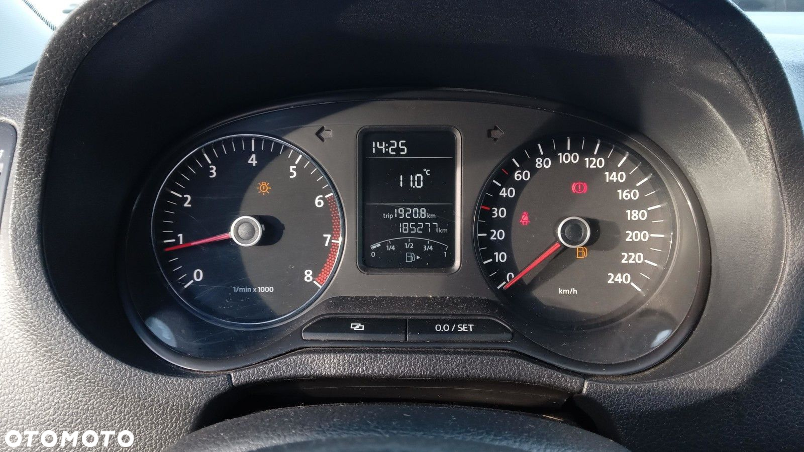 Volkswagen Polo - 17