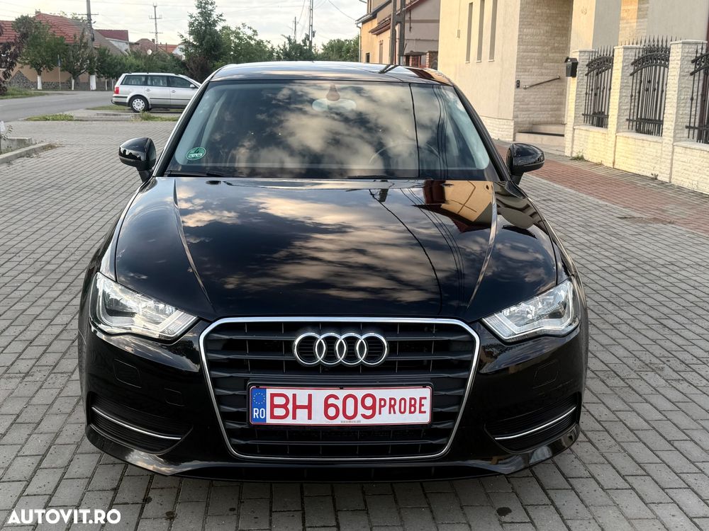 Audi A3 Sportback 1.2 TFSI Attraction - 9