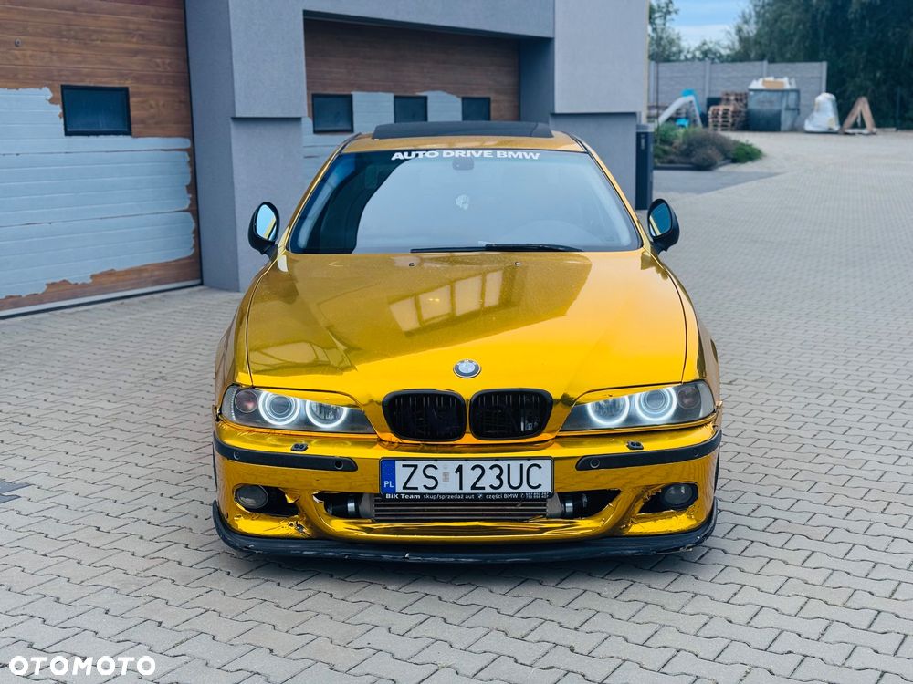 BMW Seria 5 525d - 2