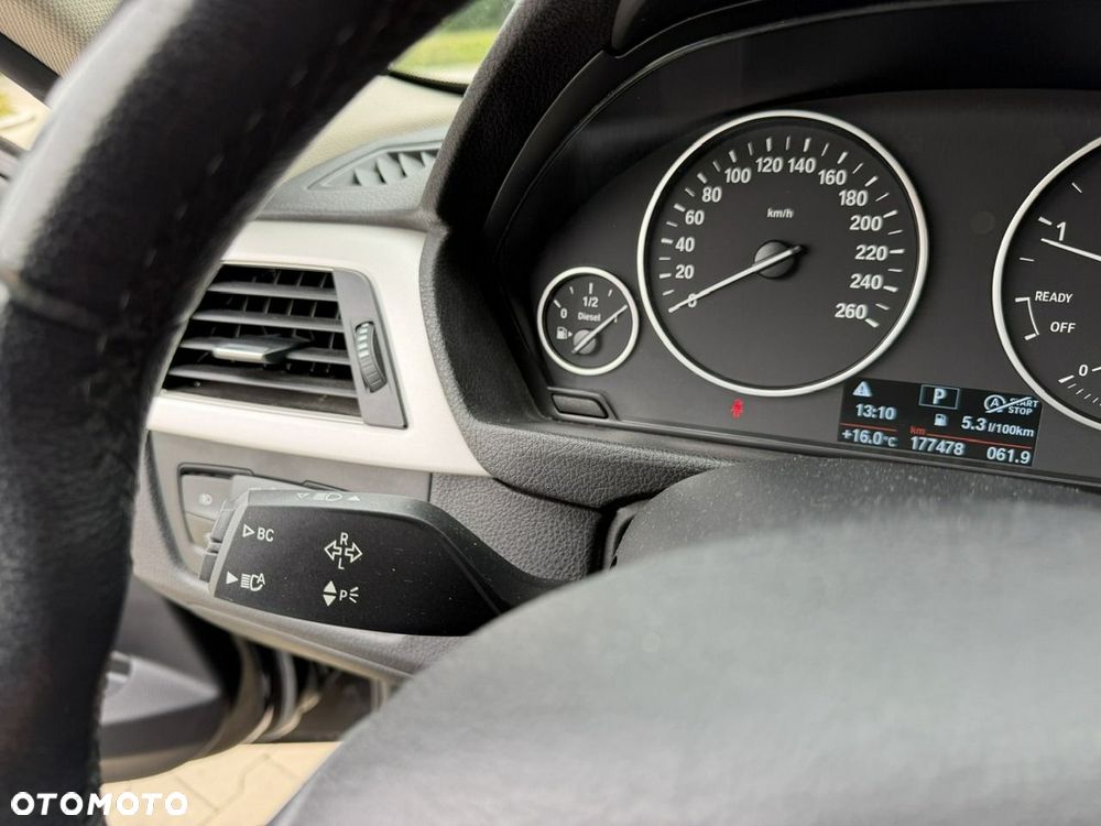 BMW Seria 3 318d Sport Line Shadow - 15