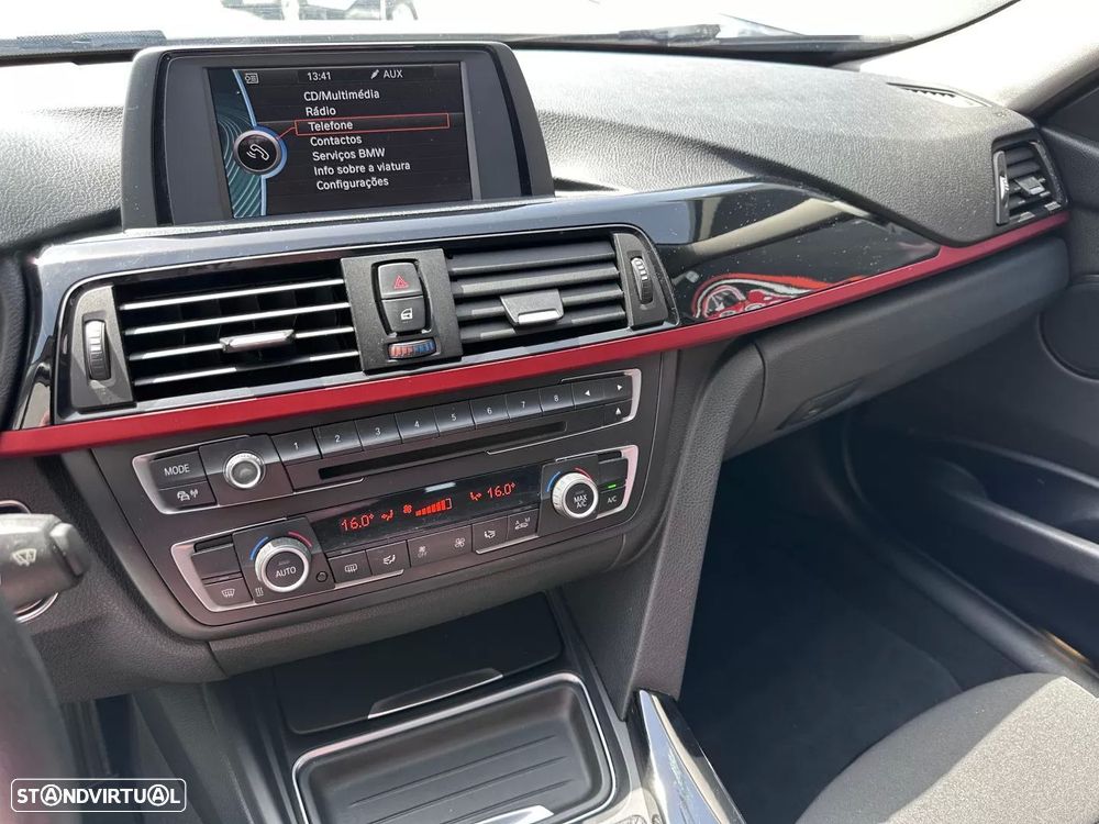 BMW 318 d Sport Line - 26