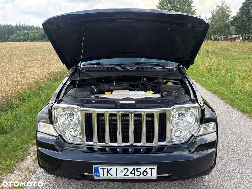 Jeep Cherokee - 18