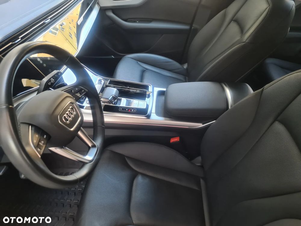Audi Q7 - 17