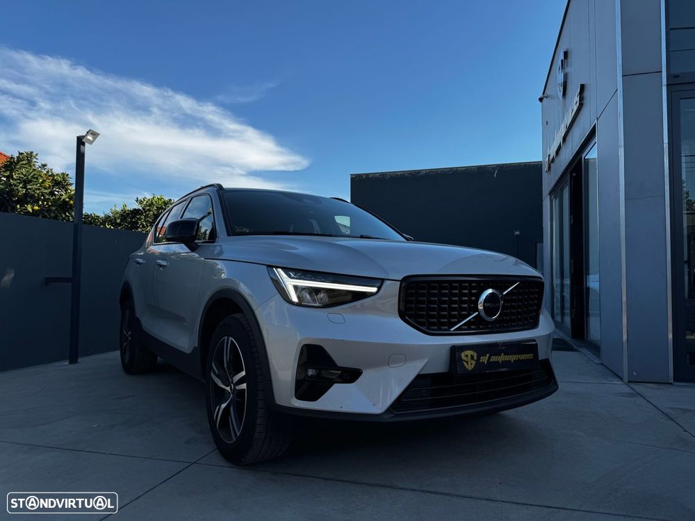 Volvo XC 40 1.5 T2 Plus Dark Auto - 1