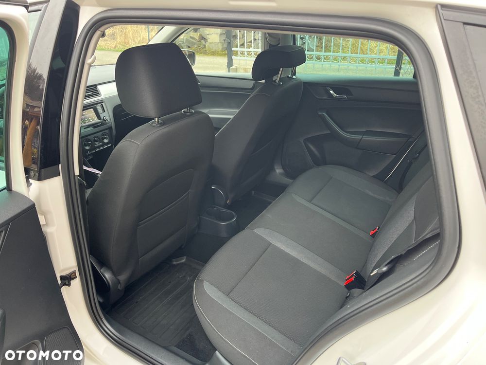 Skoda RAPID Spb 1.2 TSI Ambition - 9