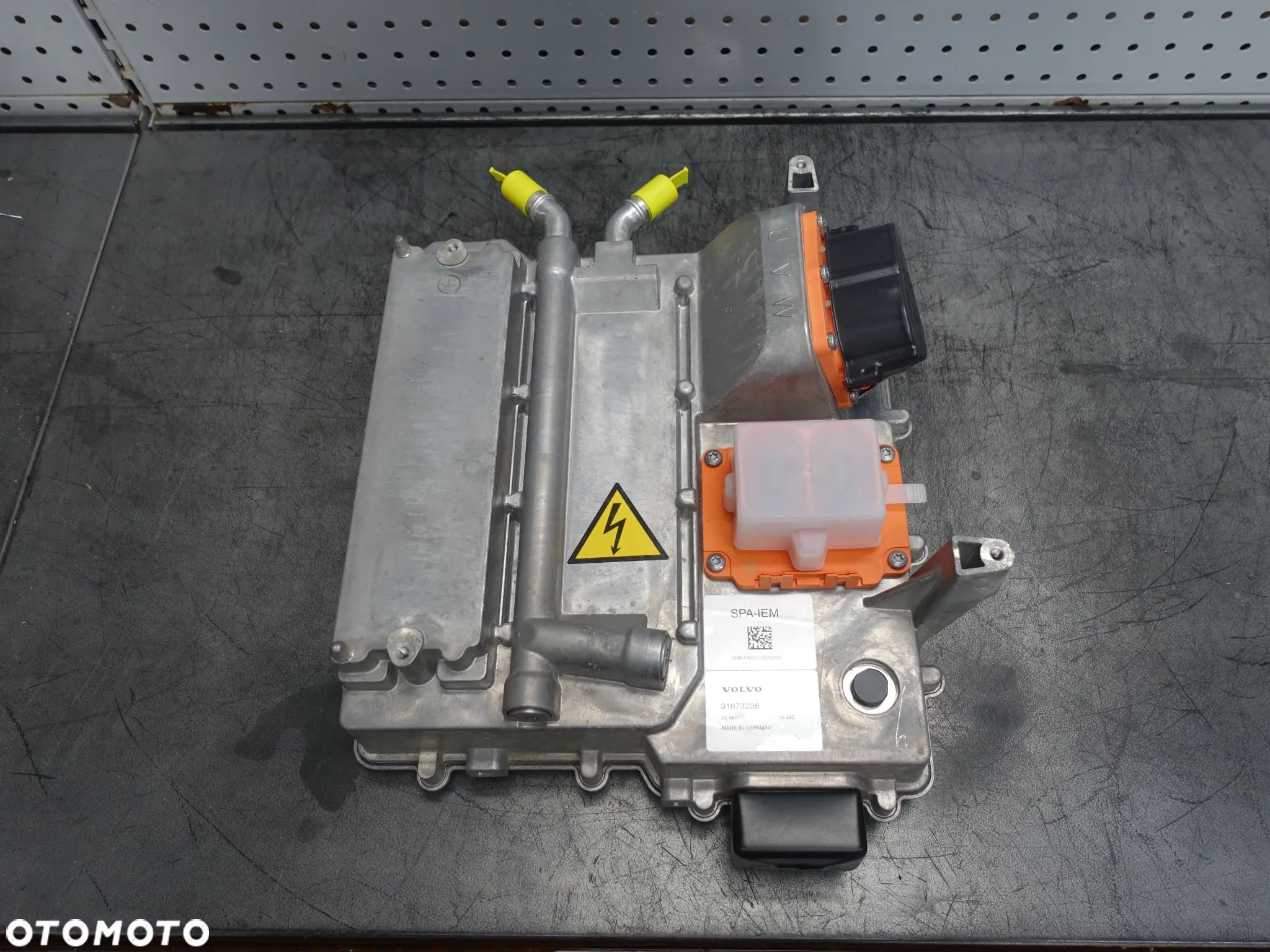 Volvo XC90 Falownik Inwerter Przetwornica Napięcia 31673208 - 1