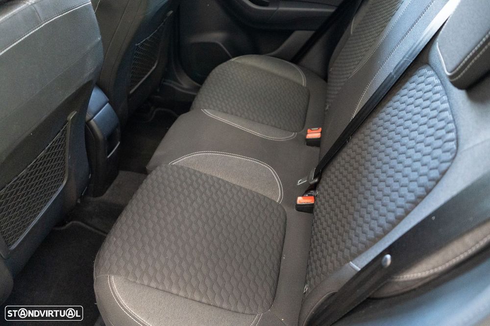 Ford Puma 1.0 EcoBoost Hybrid TITANIUM - 8