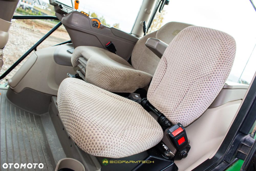 John Deere 6215R - 5