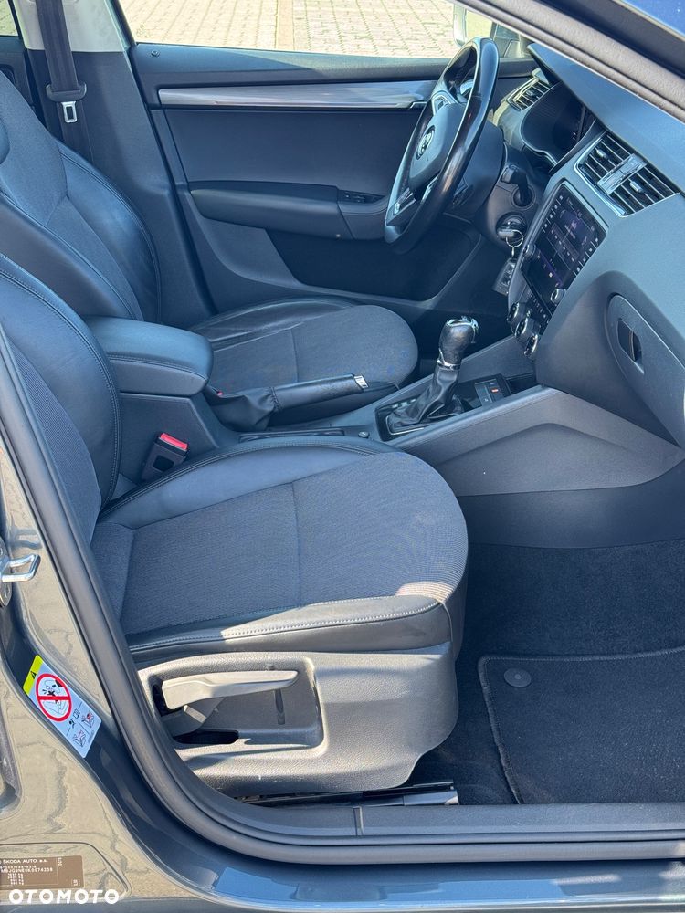 Skoda Octavia 1.6 TDI DSG Premium Edition - 15
