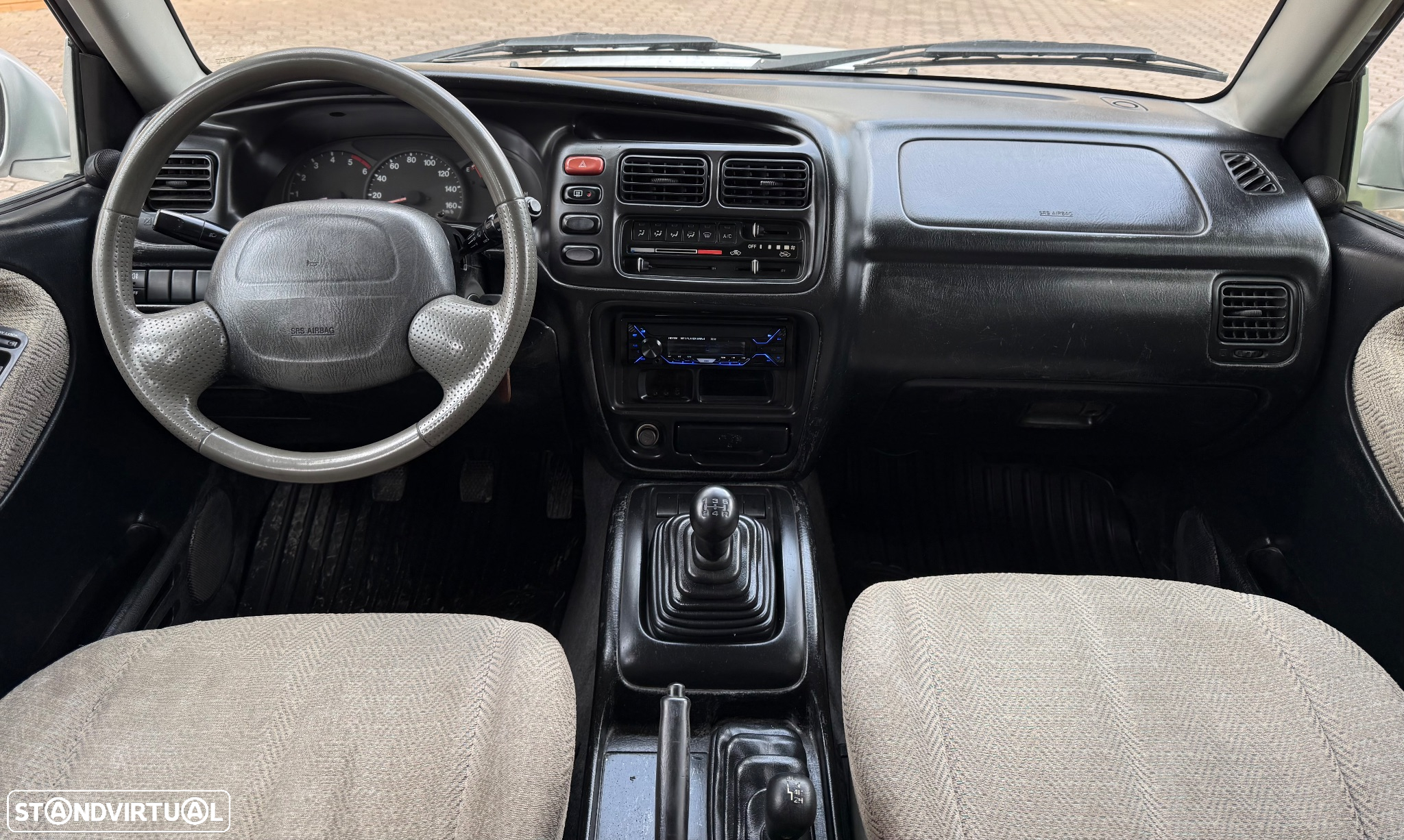 Suzuki Grand Vitara Metal Top 2.0 TDi - 18