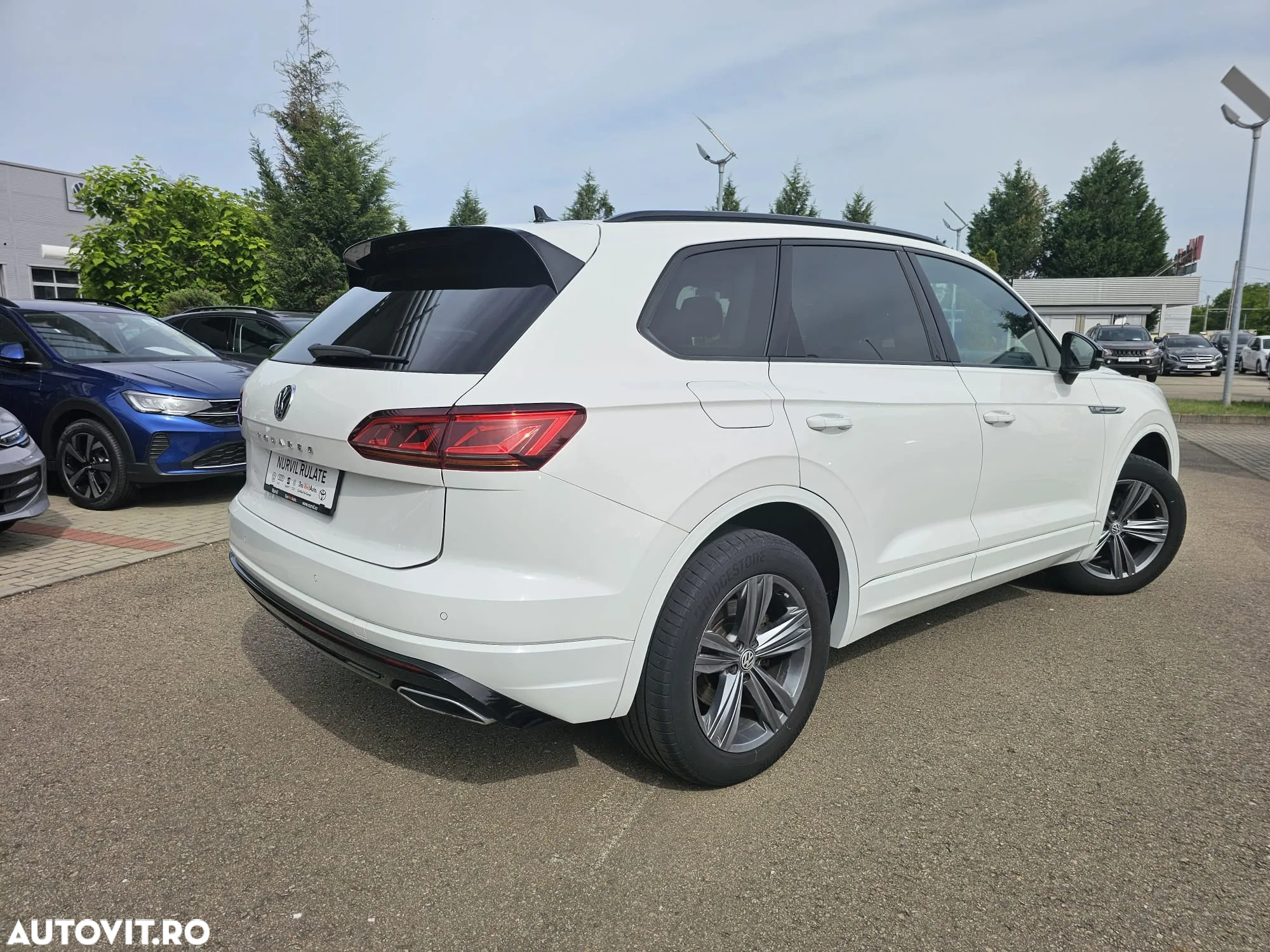 Volkswagen Touareg - 8
