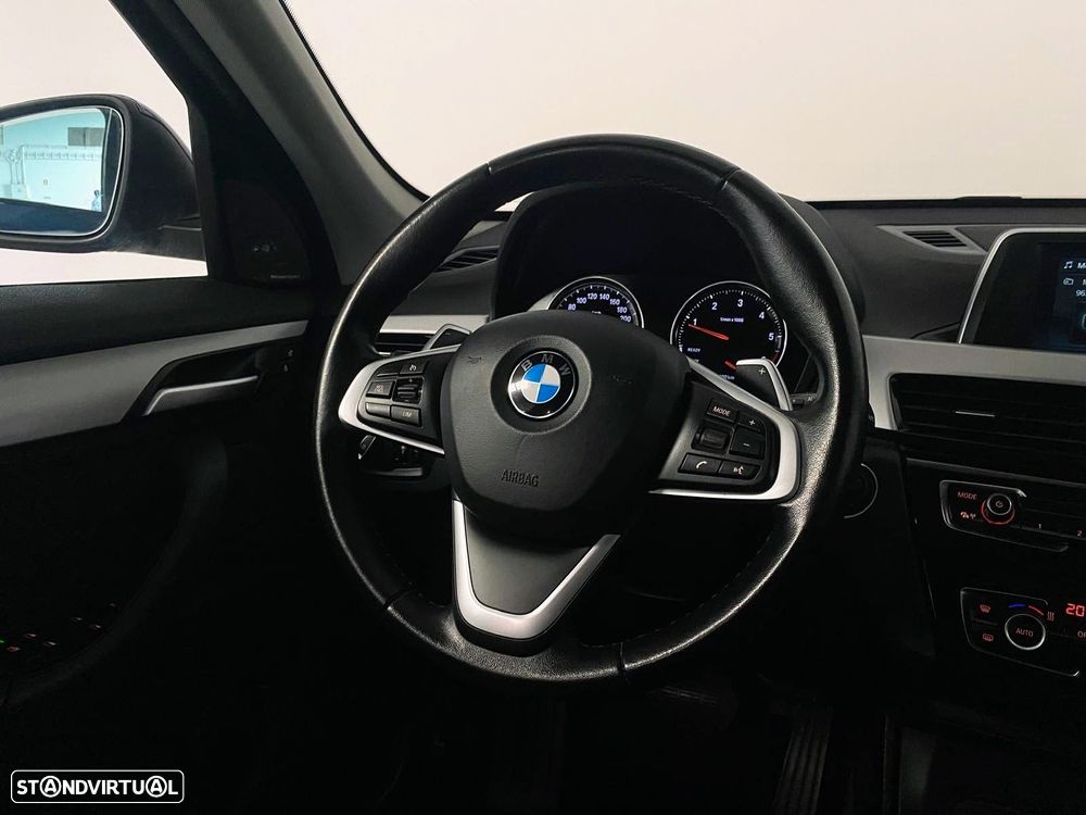 BMW X1 sDrive18d - 13