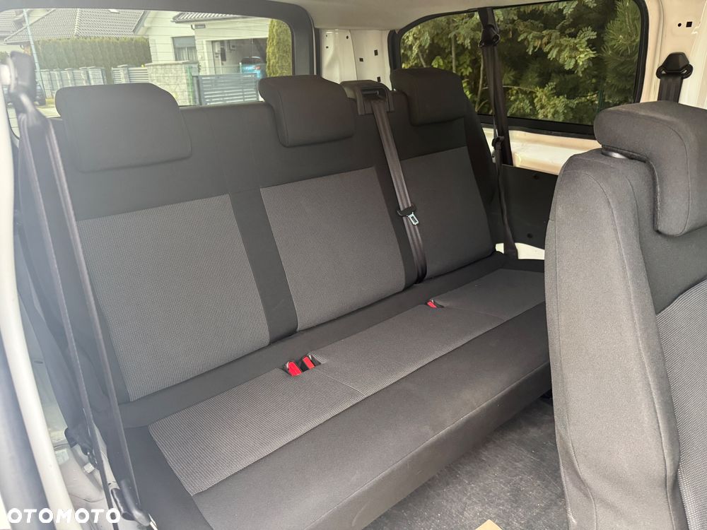 Opel Vivaro - 10