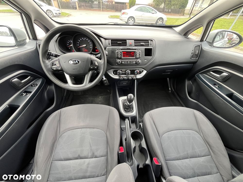 Kia Rio 1.1 crdi M - 19