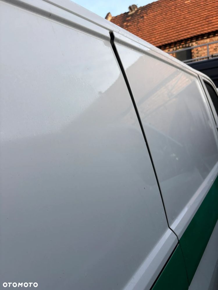 Volkswagen Transporter T6.1 - 24