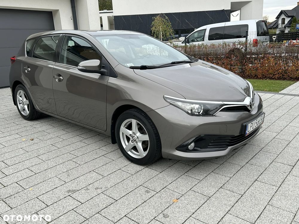 Toyota Auris - 7