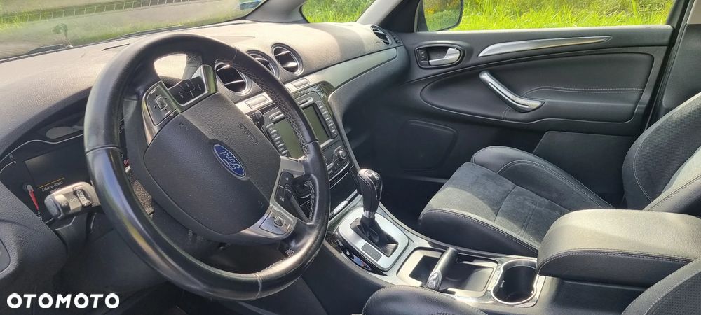 Ford S-Max - 10