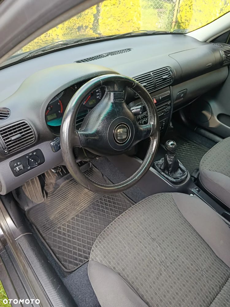 Seat Toledo 1.9 TDI Stella Emocion - 24