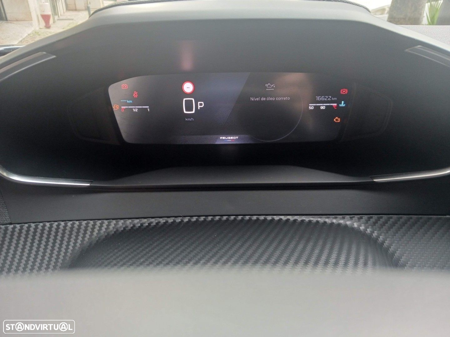 Peugeot 2008 1.2 PureTech Allure EAT8 - 12