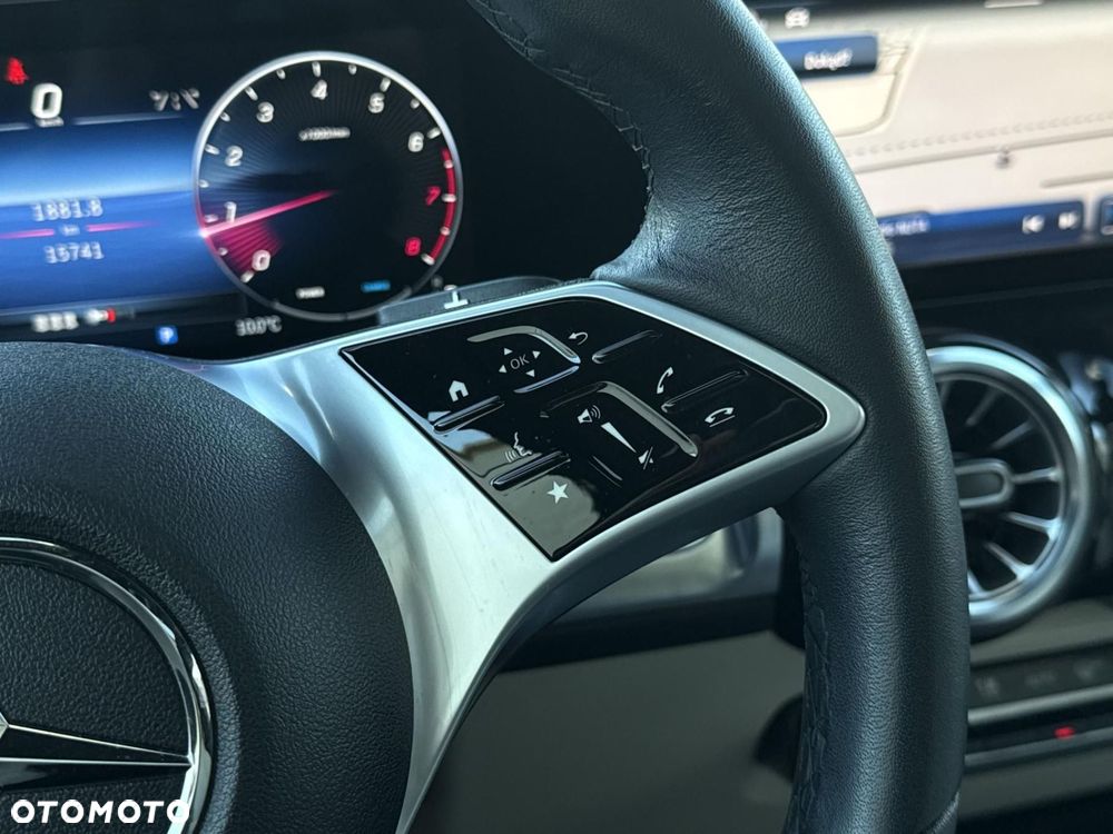 Mercedes-Benz GLB - 29