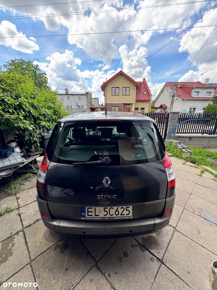 Renault Scenic 2.0 16V Emotion Plus - 5