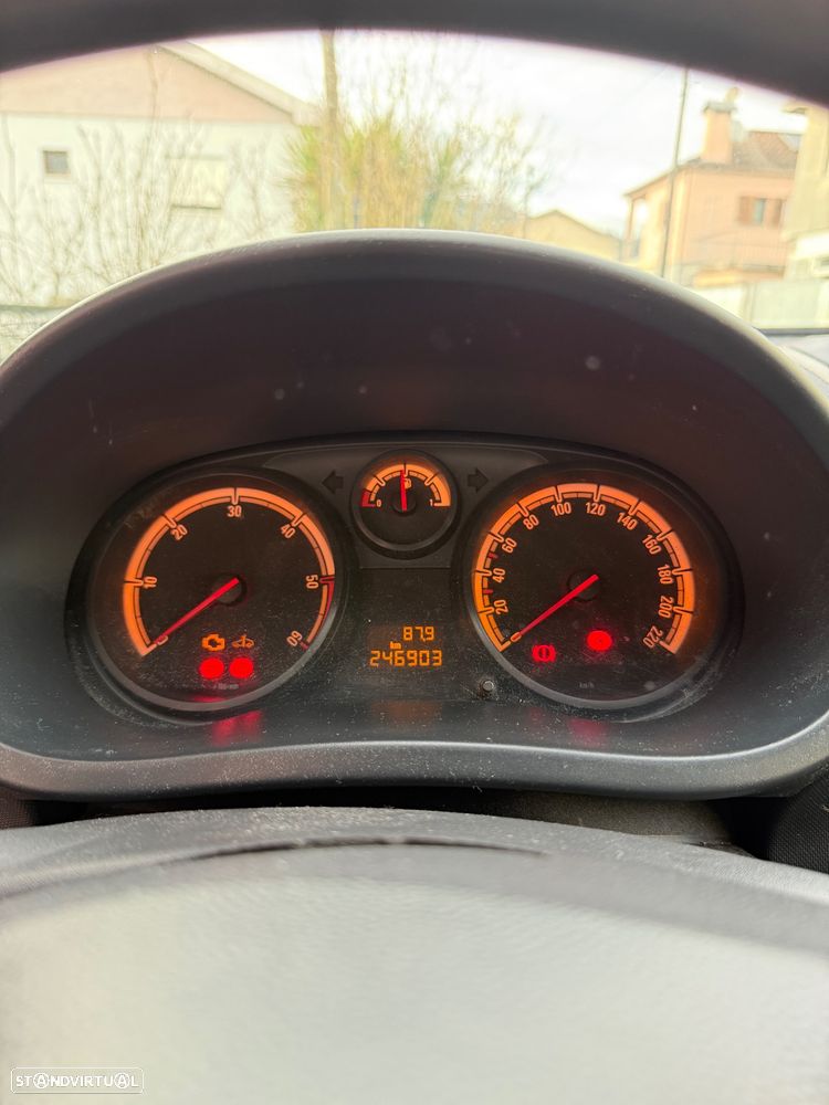 Opel Corsa - 9