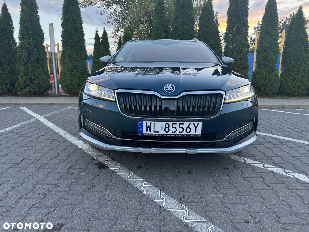 Skoda Superb 2.0 TDI SCR 4x4 Scout DSG - 6