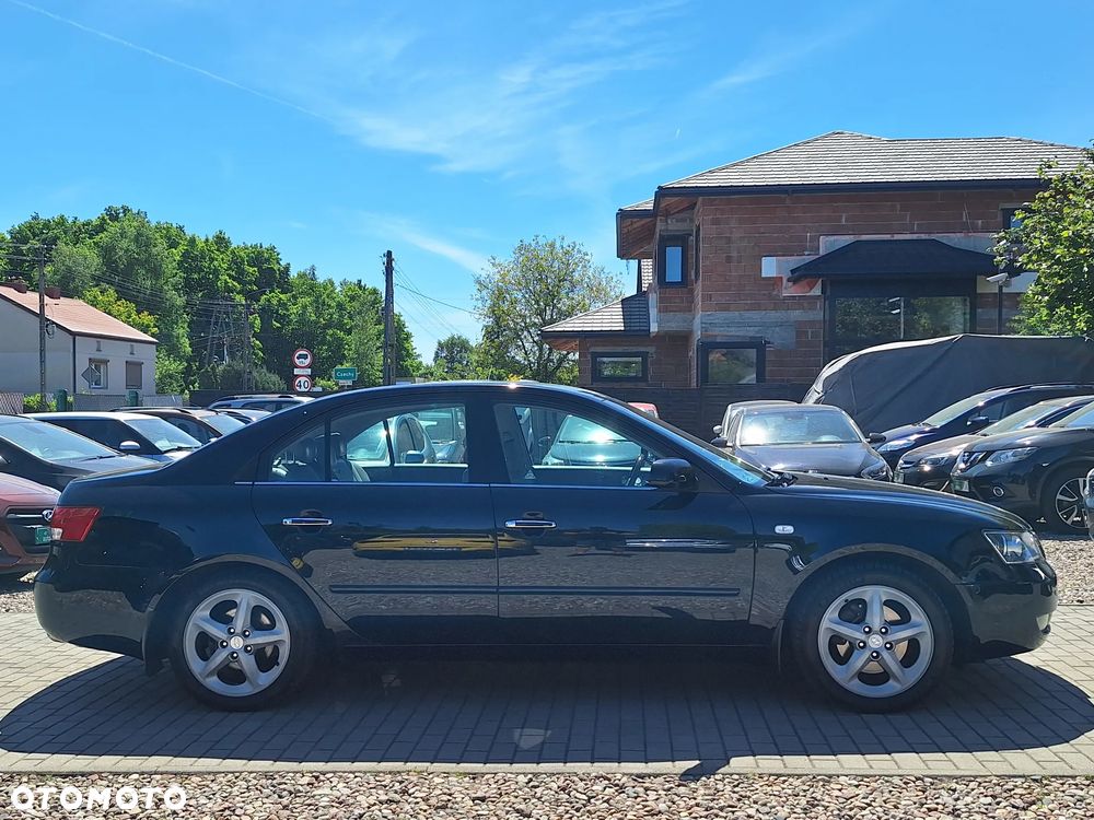 Hyundai Sonata 3.3 V6 GLS Prestige - 4
