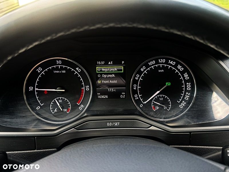 Skoda Superb 2.0 TDI SCR 4x4 Ambition DSG - 28