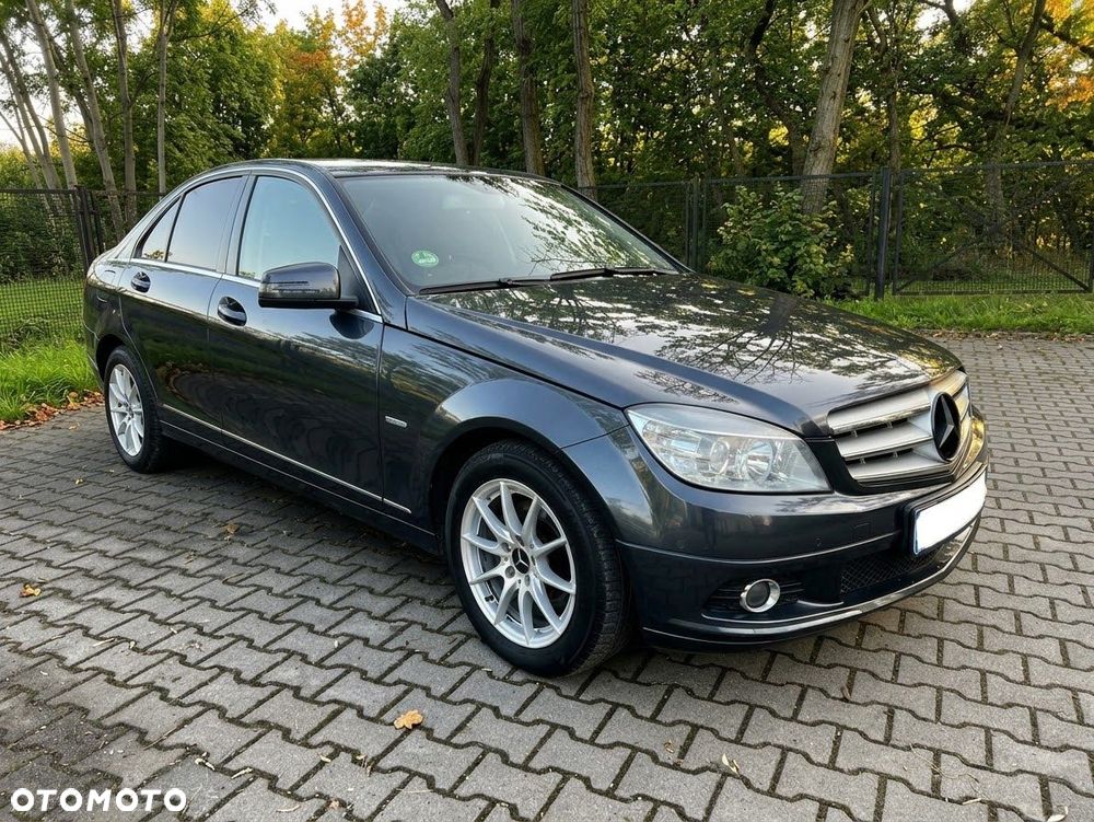 Mercedes-Benz C200