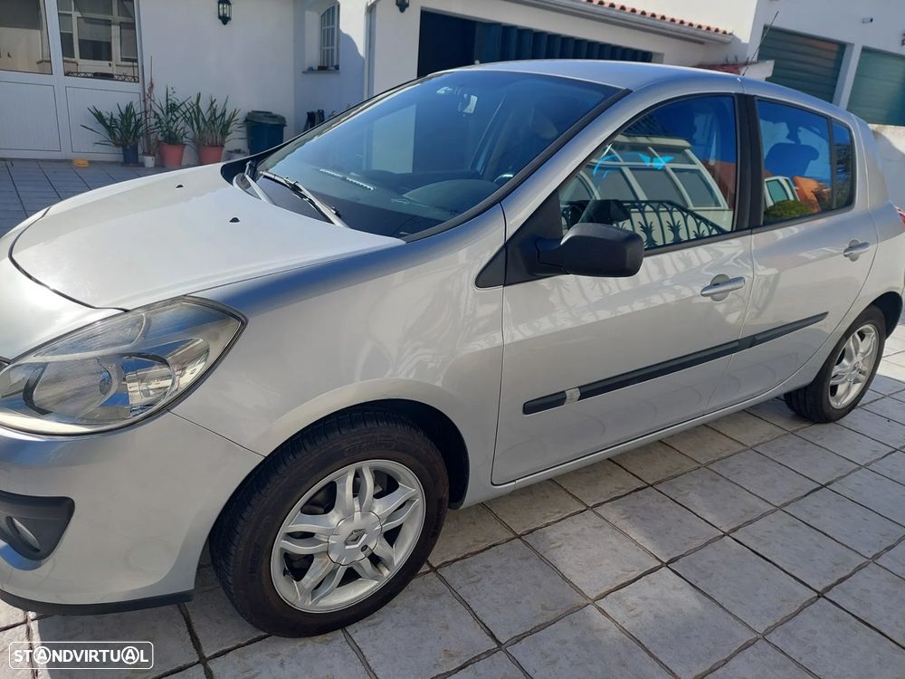 Renault Clio 1.5 dCi Dynamique - 6