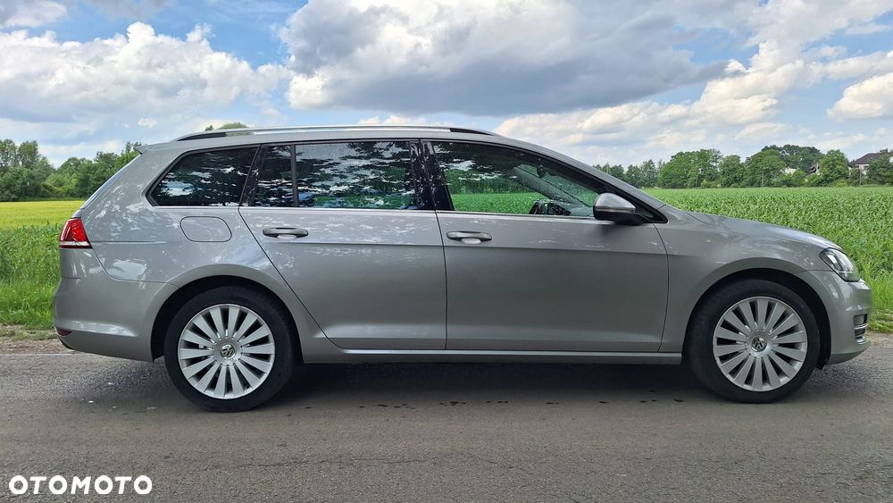 Volkswagen Golf 2.0 TDI SCR Highline - 13