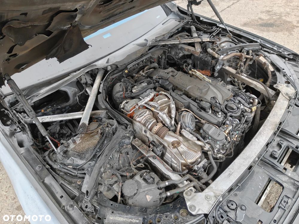 Mercedes-Benz Klasa S 400 d 4-Matic L 9G-TRONIC - 23