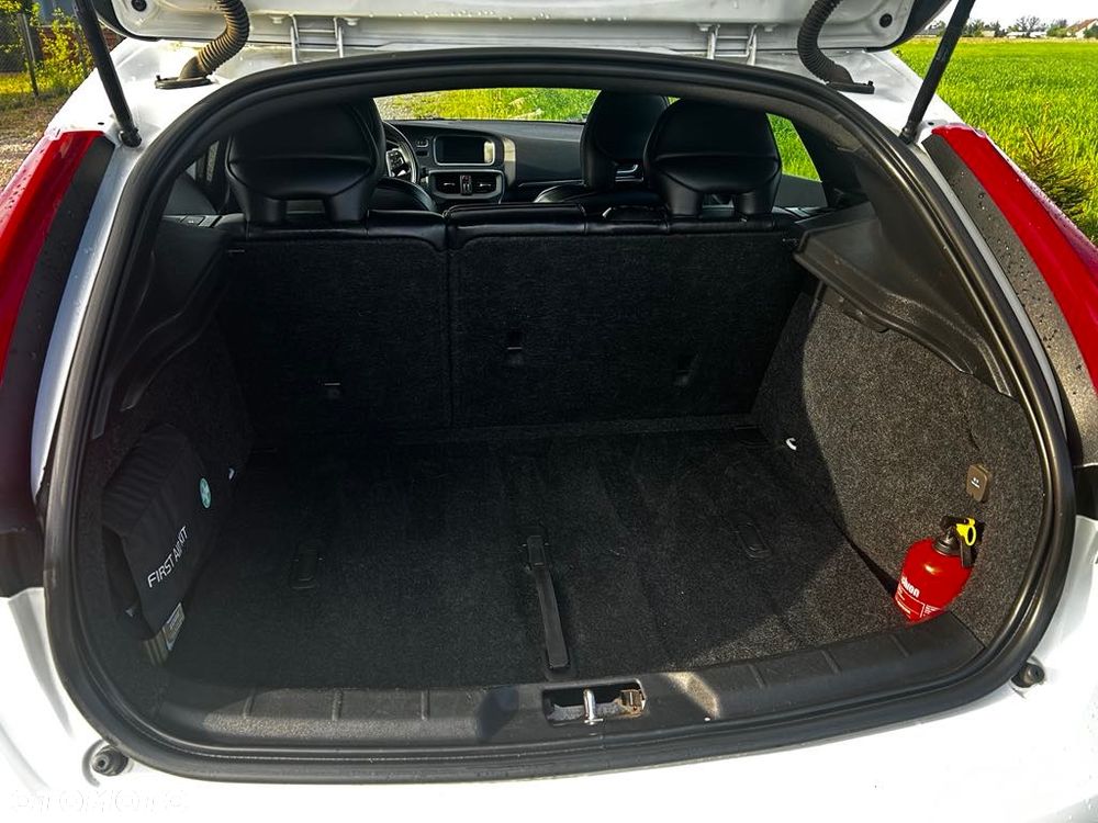 Volvo V40 T5 Drive-E R-Design Kinetic - 7