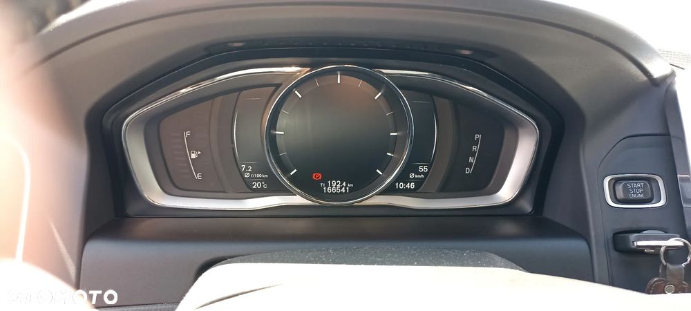 Volvo XC 60 D4 AWD Summum - 6