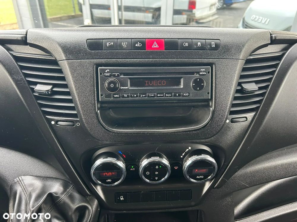 Iveco Daily 35C16 Kontener 8 palet + winda 750kg **Climatronic**Serwis**Sprowadzony**2019R** - 15