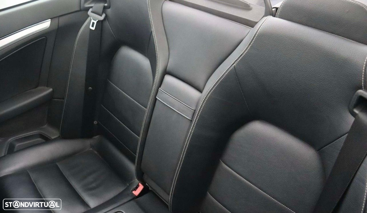 Mercedes-Benz E 220 CDi Avantgarde BlueEfficiency Auto - 28