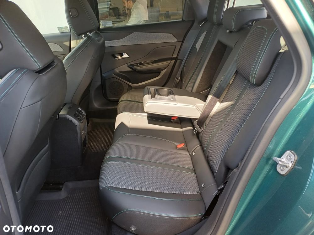 Peugeot 308 1.2 PureTech GPF Allure S&S - 11