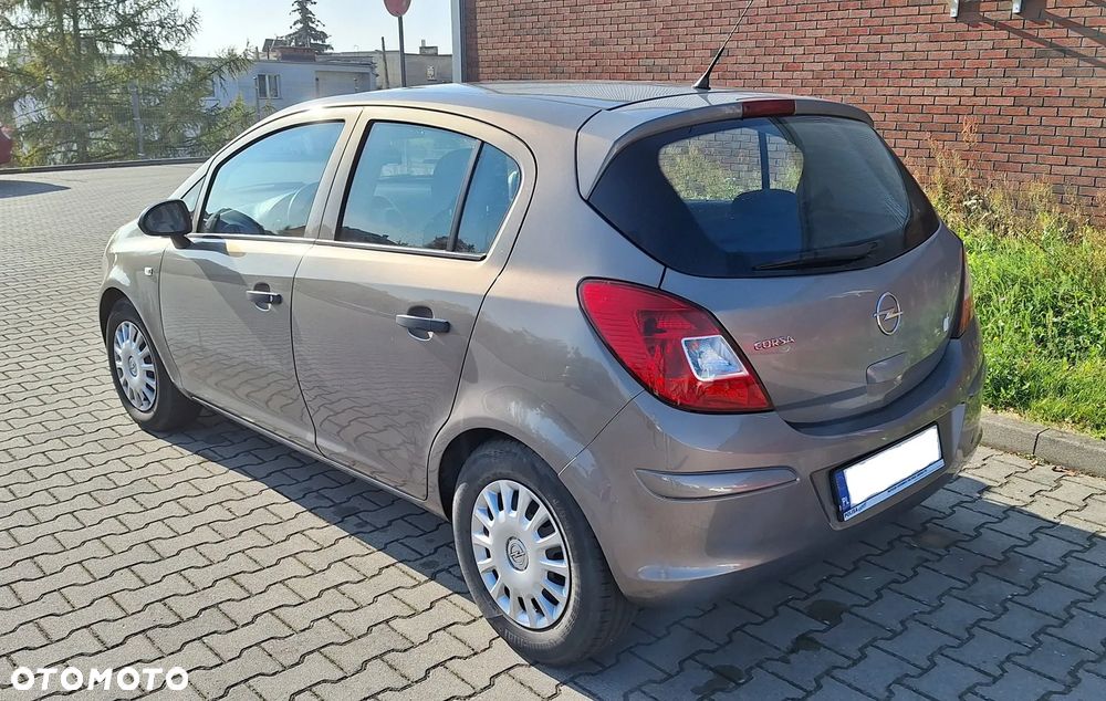 Opel Corsa - 5