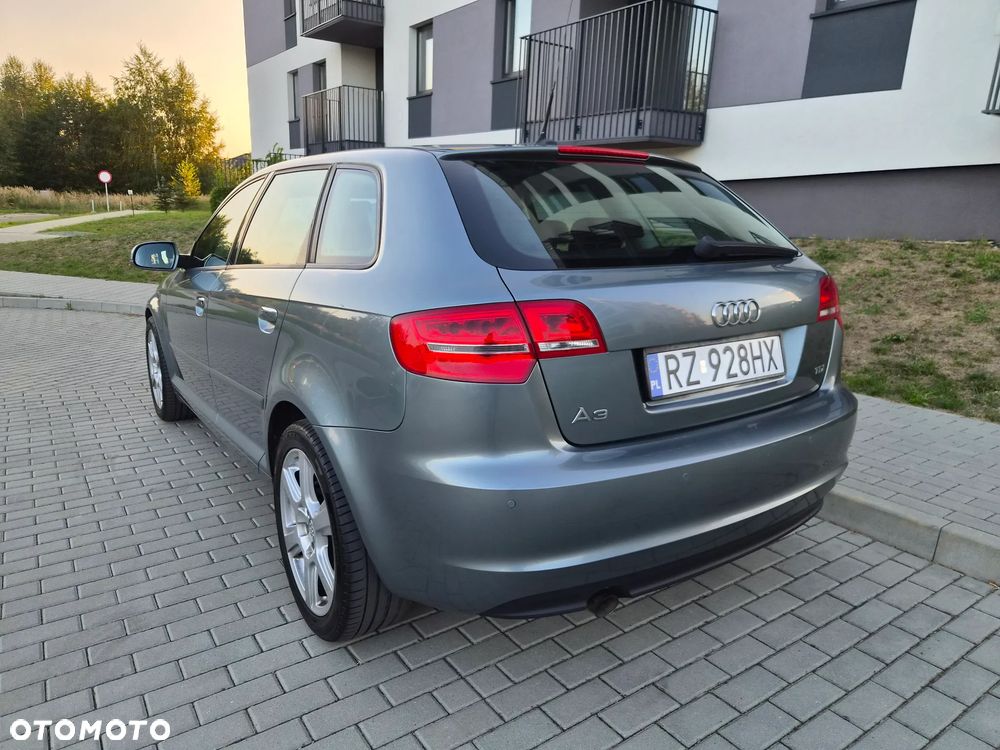 Audi A3 Sportback - 17