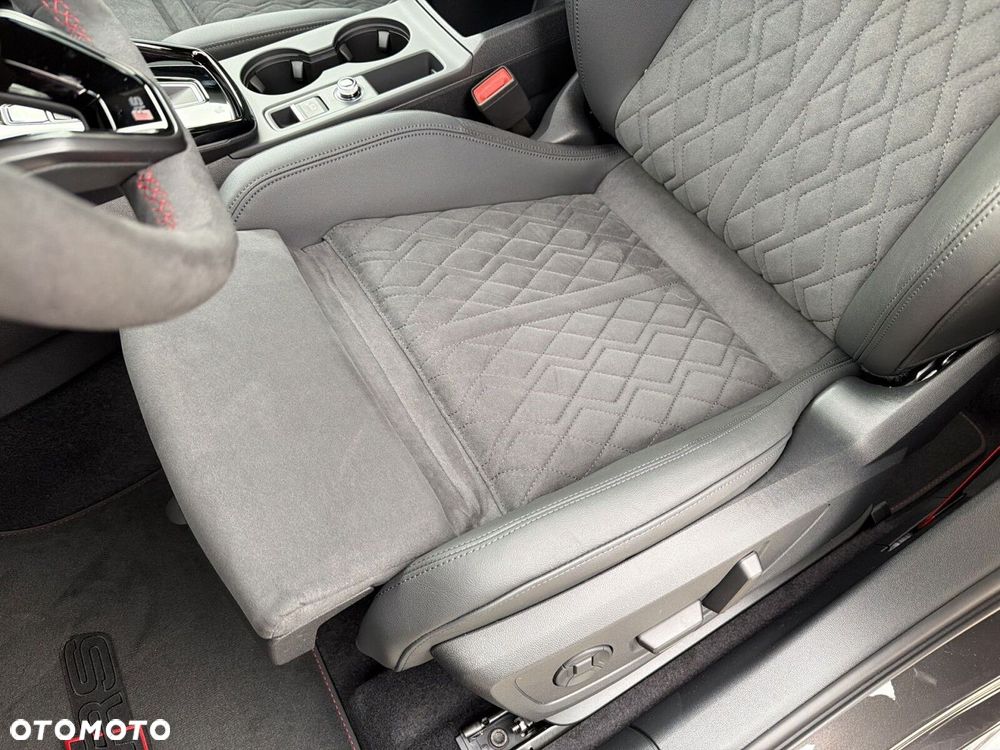 Audi RS3 Limousine - 13